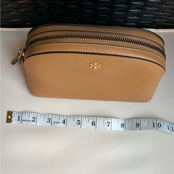 New Tory Burch Cosmetic case Robinson Cardamom 145USD Nordstrom designer - Picture 8 of 11